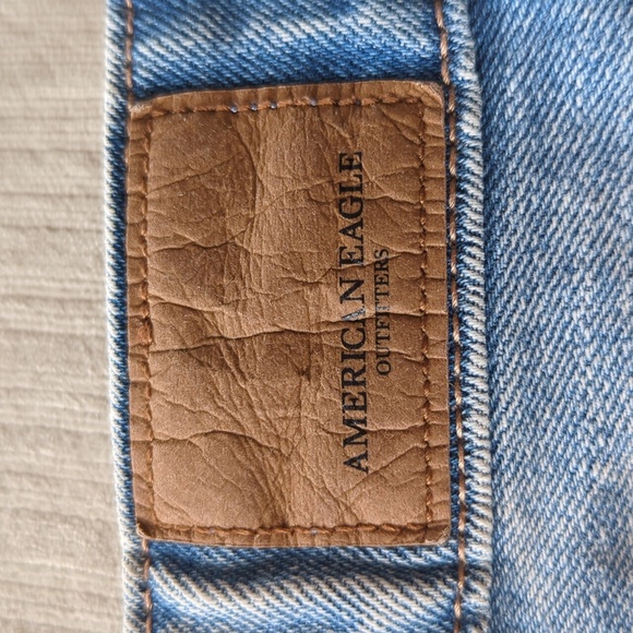 AEO Distressed Tom Girl Shortie Ripped Distressed Frayed Jean Shorts 2 Blue - Picture 7 of 15